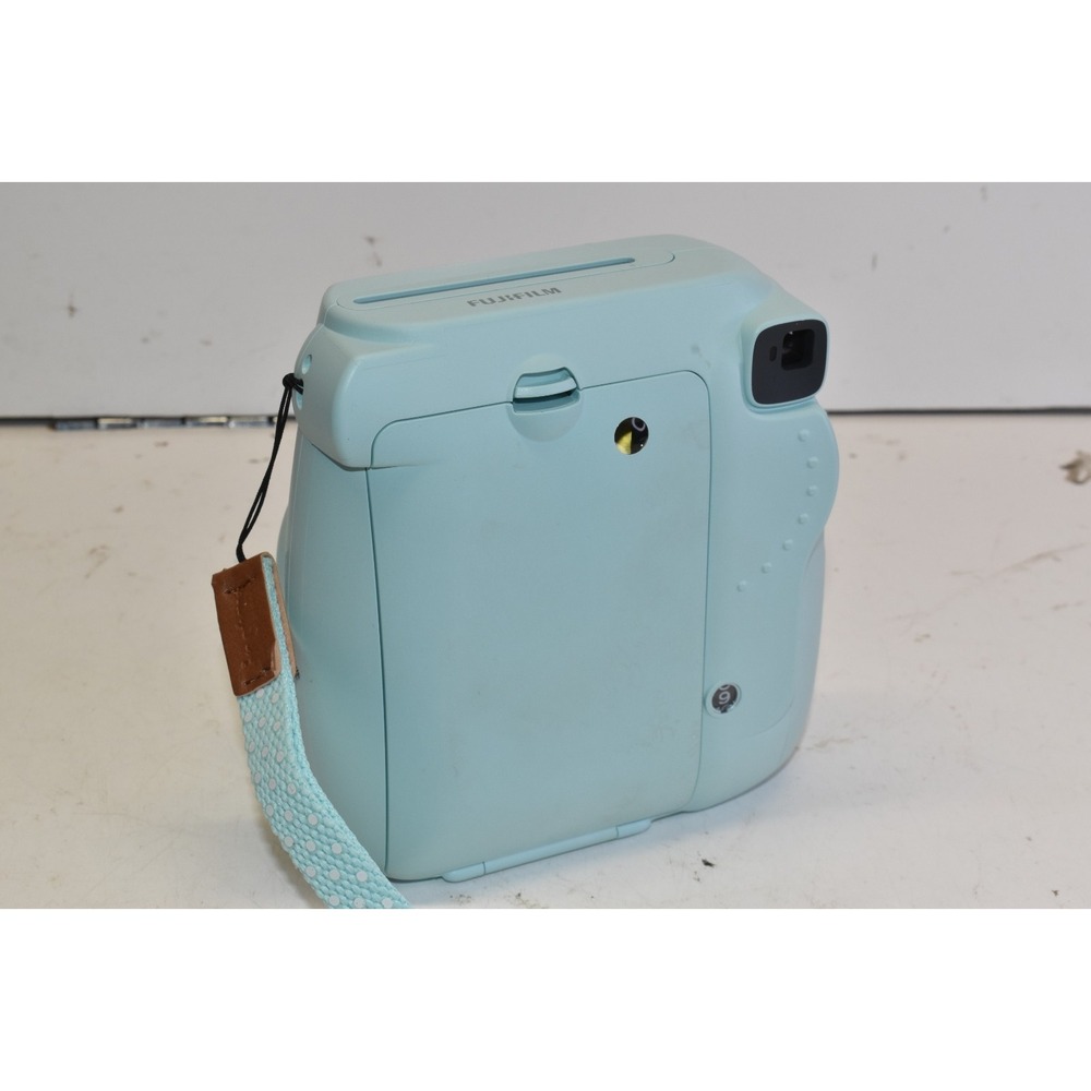 Fujifilm Instax Mini 9 Instant Camera Ice Blue Wrist Strap With Travel Case - Picture 5 of 8